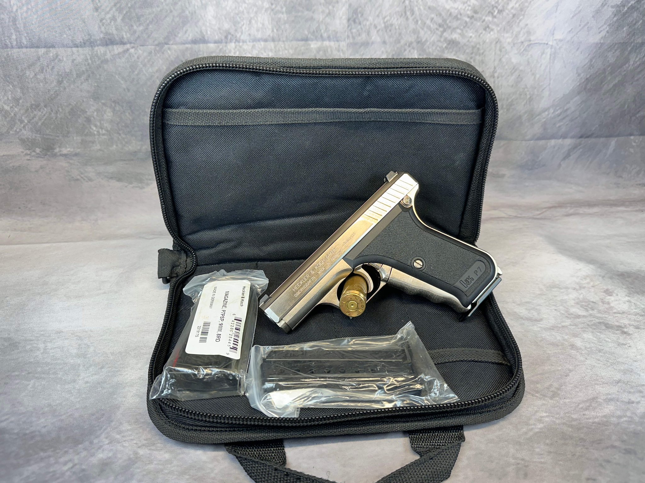 HECKLER & KOCH P7