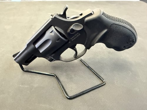 TAURUS 942