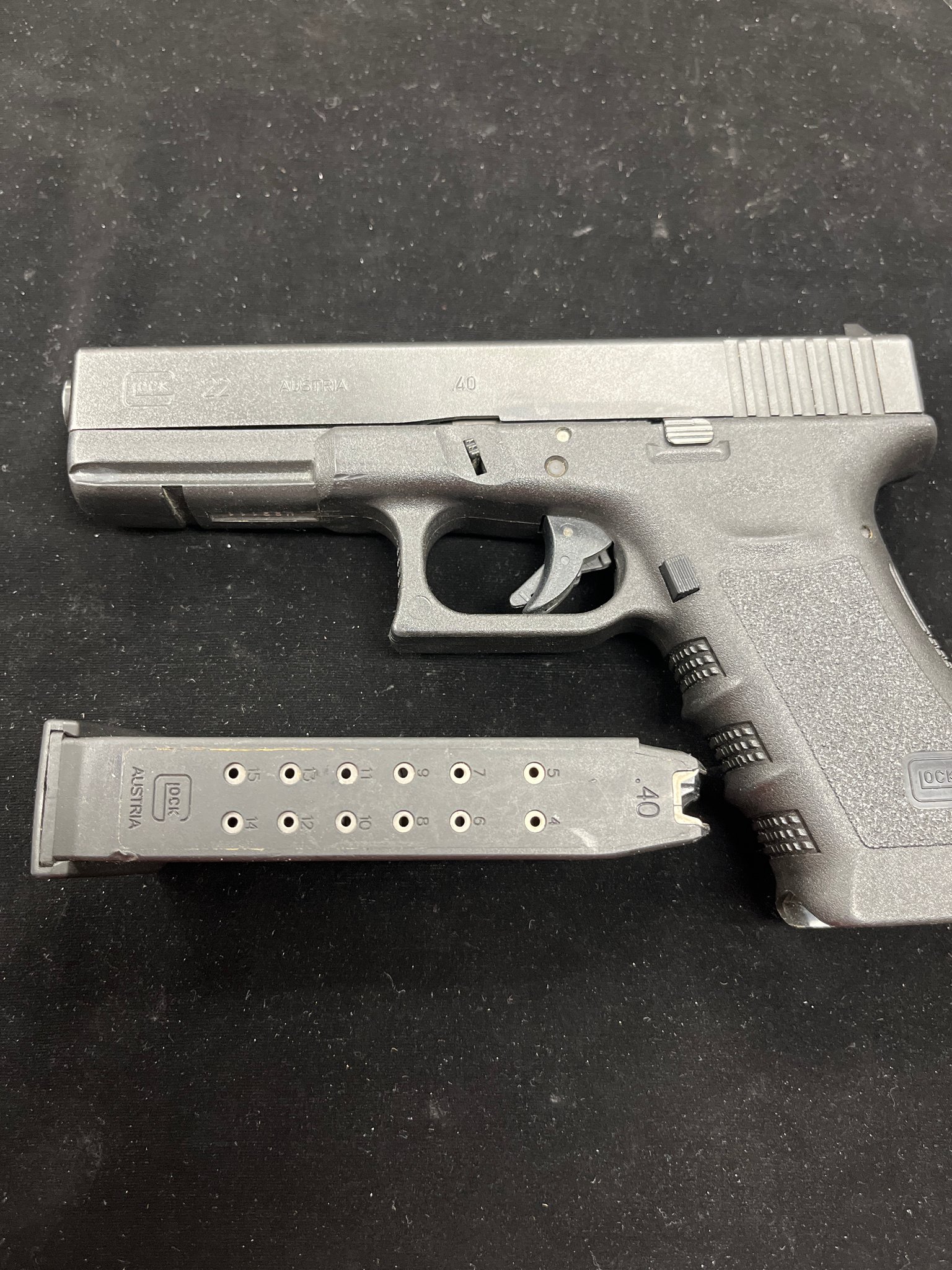 GLOCK 22