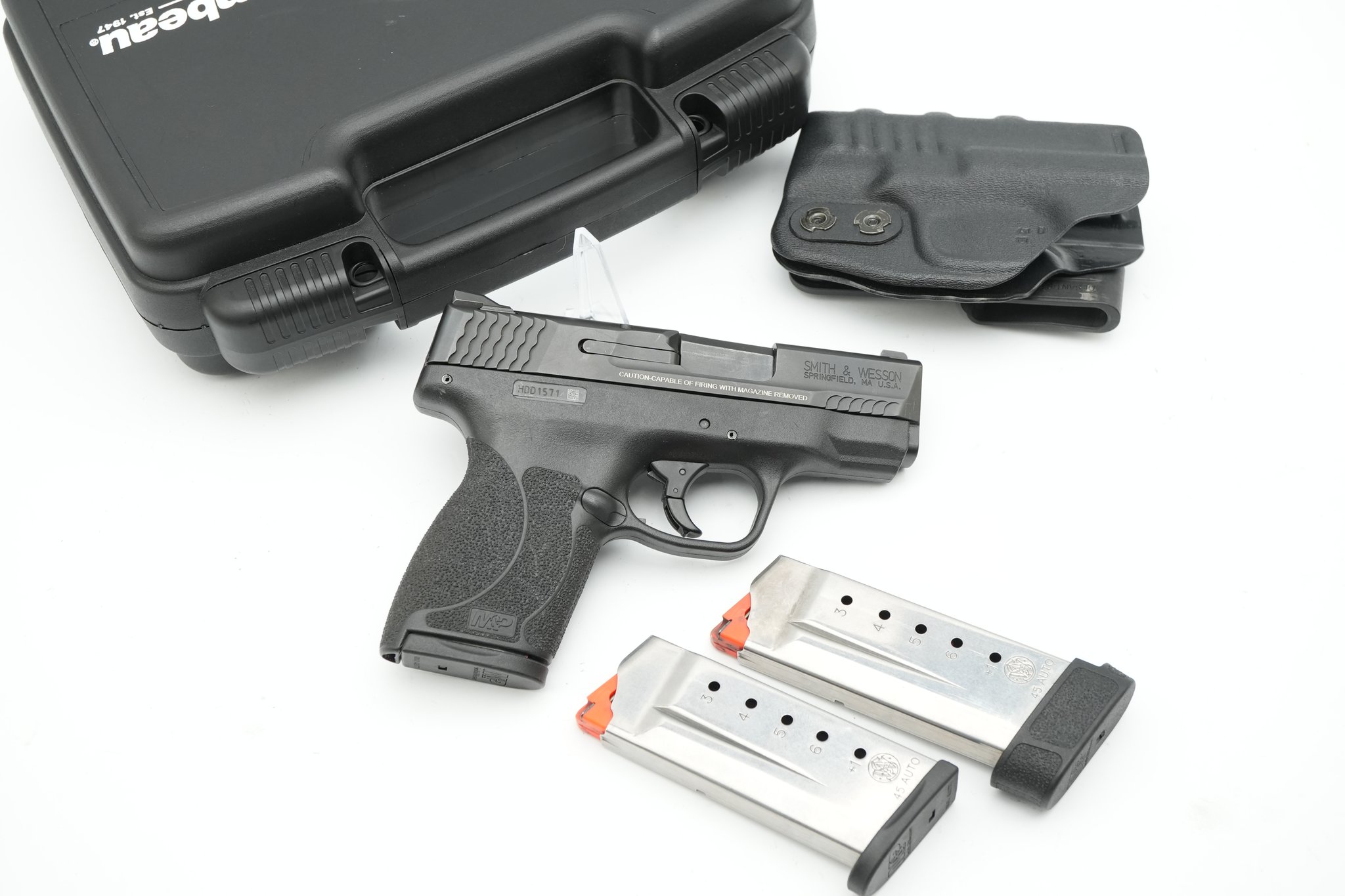 SMITH & WESSON SHIELD 45 .45 acp