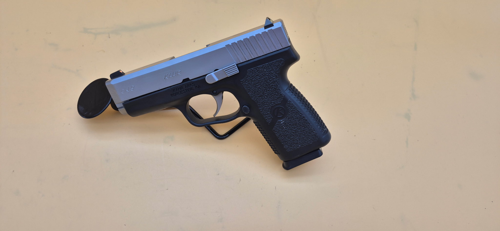 KAHR ARMS CW9