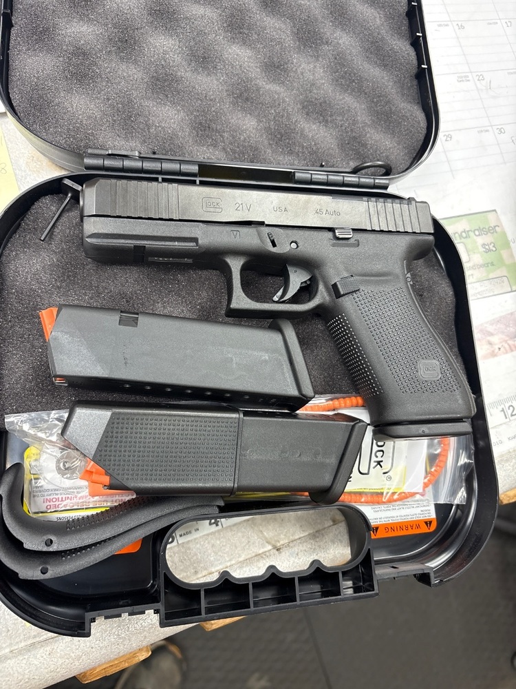 GLOCK 21V