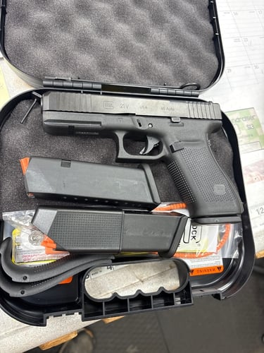 GLOCK 21V