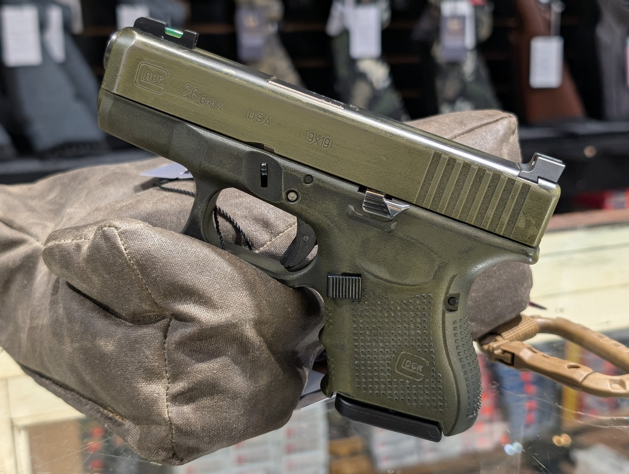 GLOCK G26