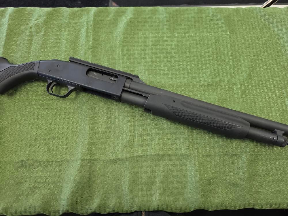 MOSSBERG 500 SHOTGUN