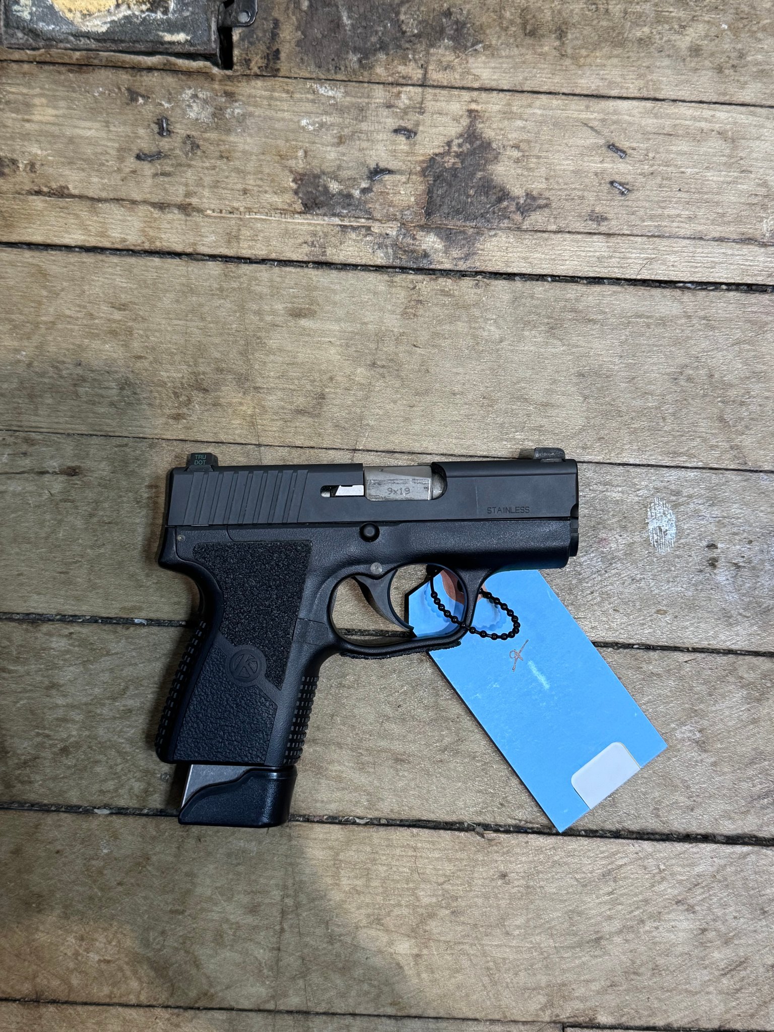 KAHR ARMS PM9