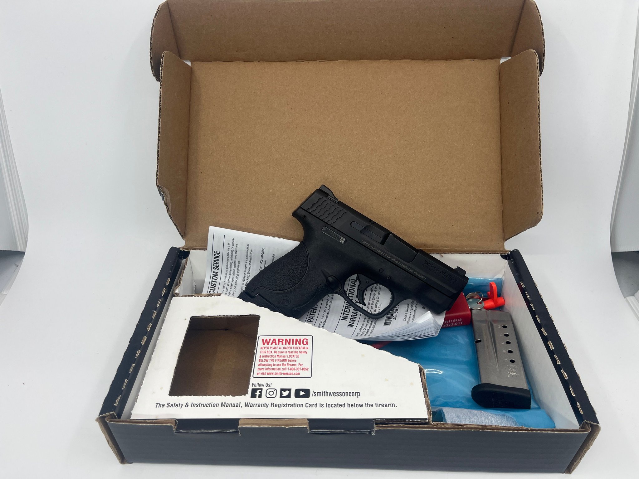 SMITH & WESSON M&P 9 SHIELD