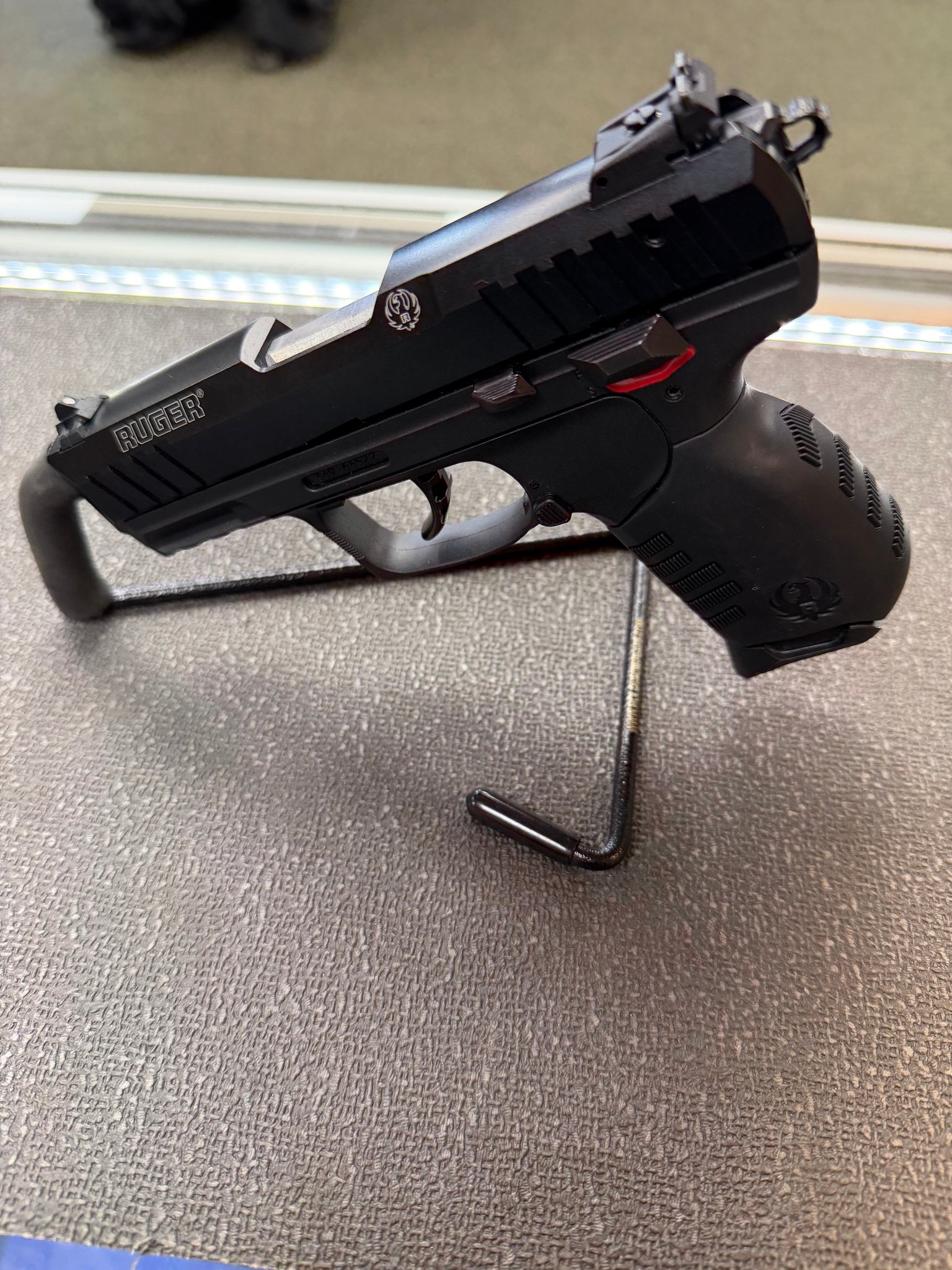 RUGER SR22