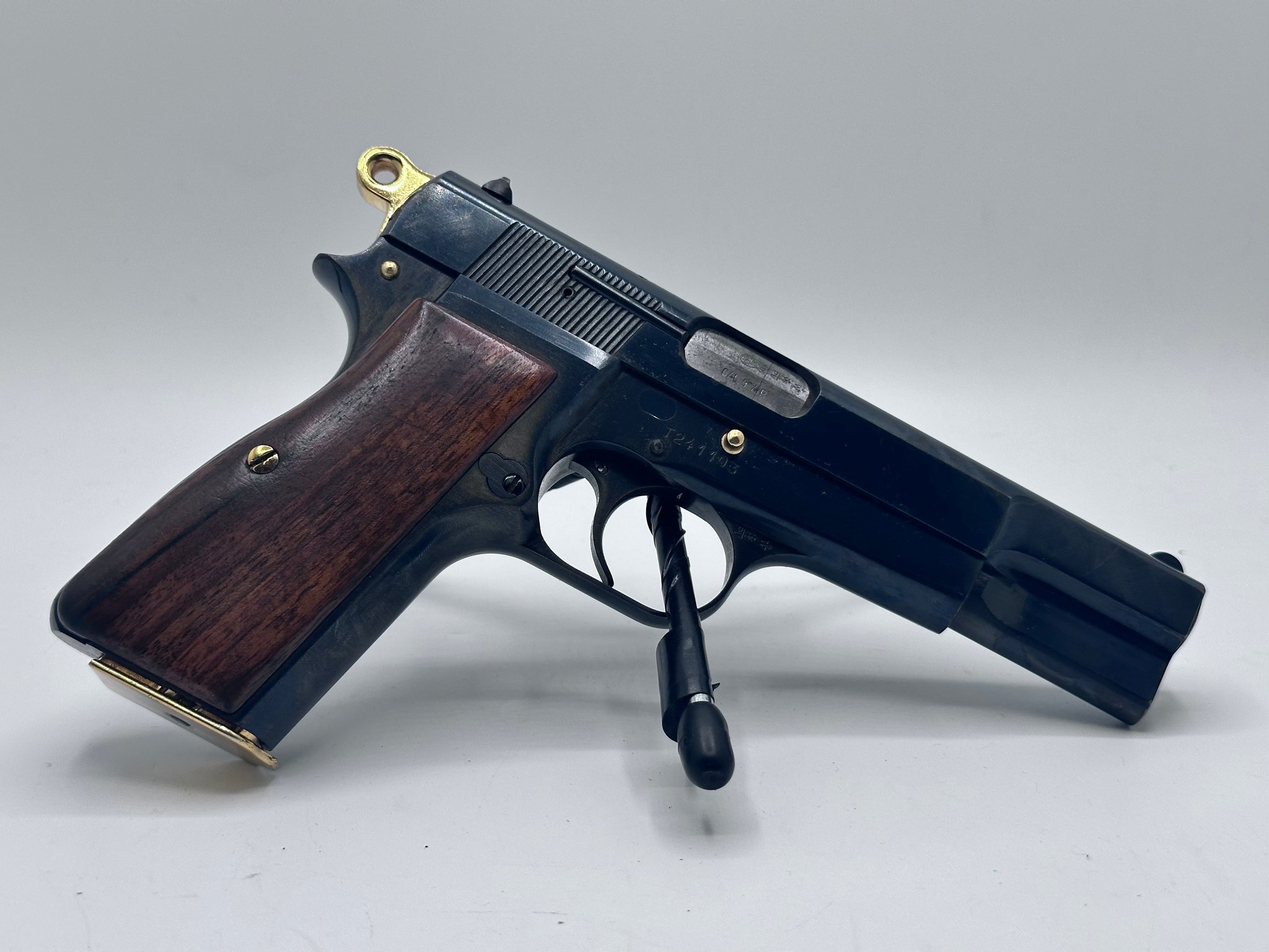 BROWNING HI-POWER STANDARD