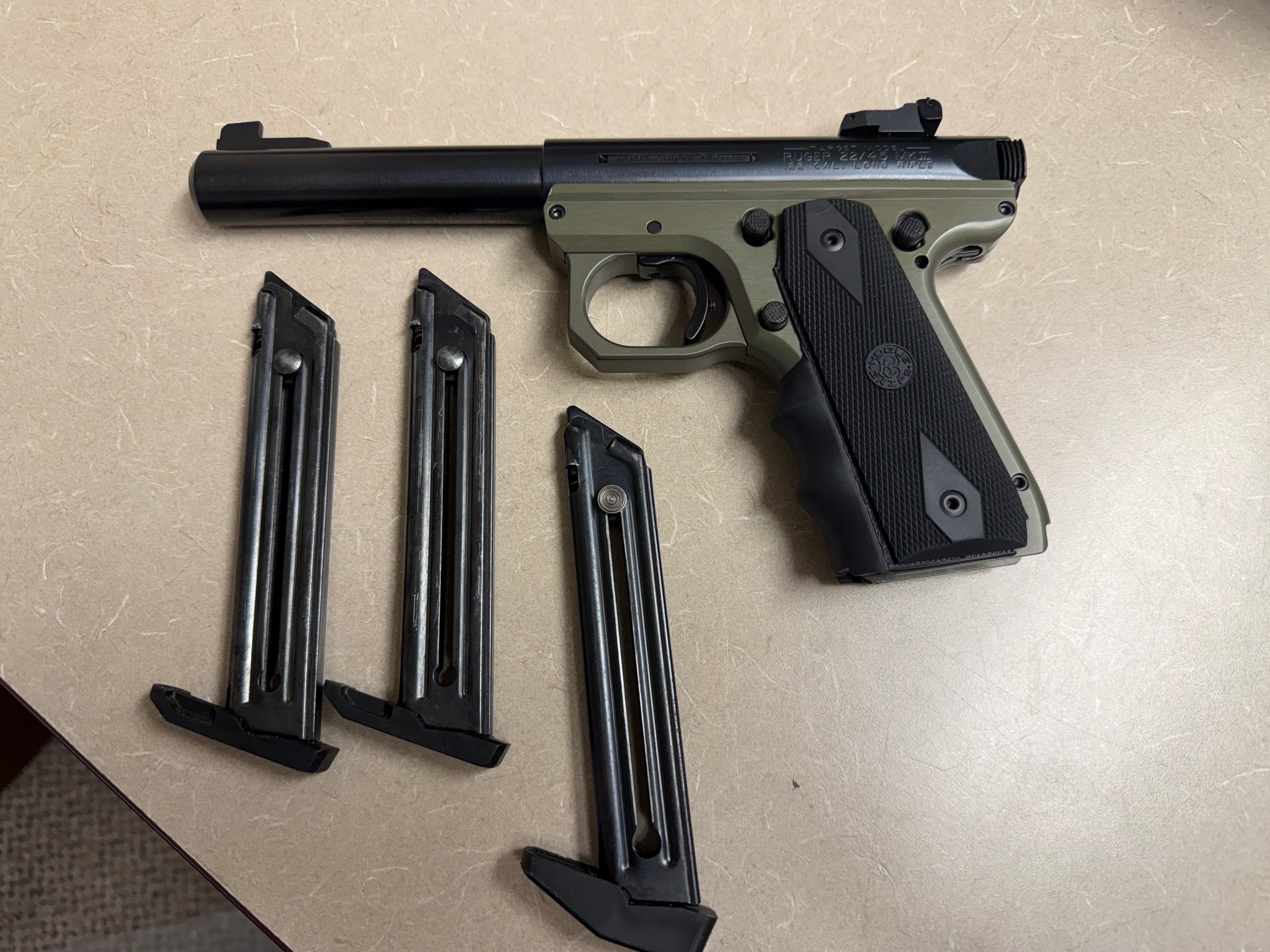 RUGER MK III .22 lr