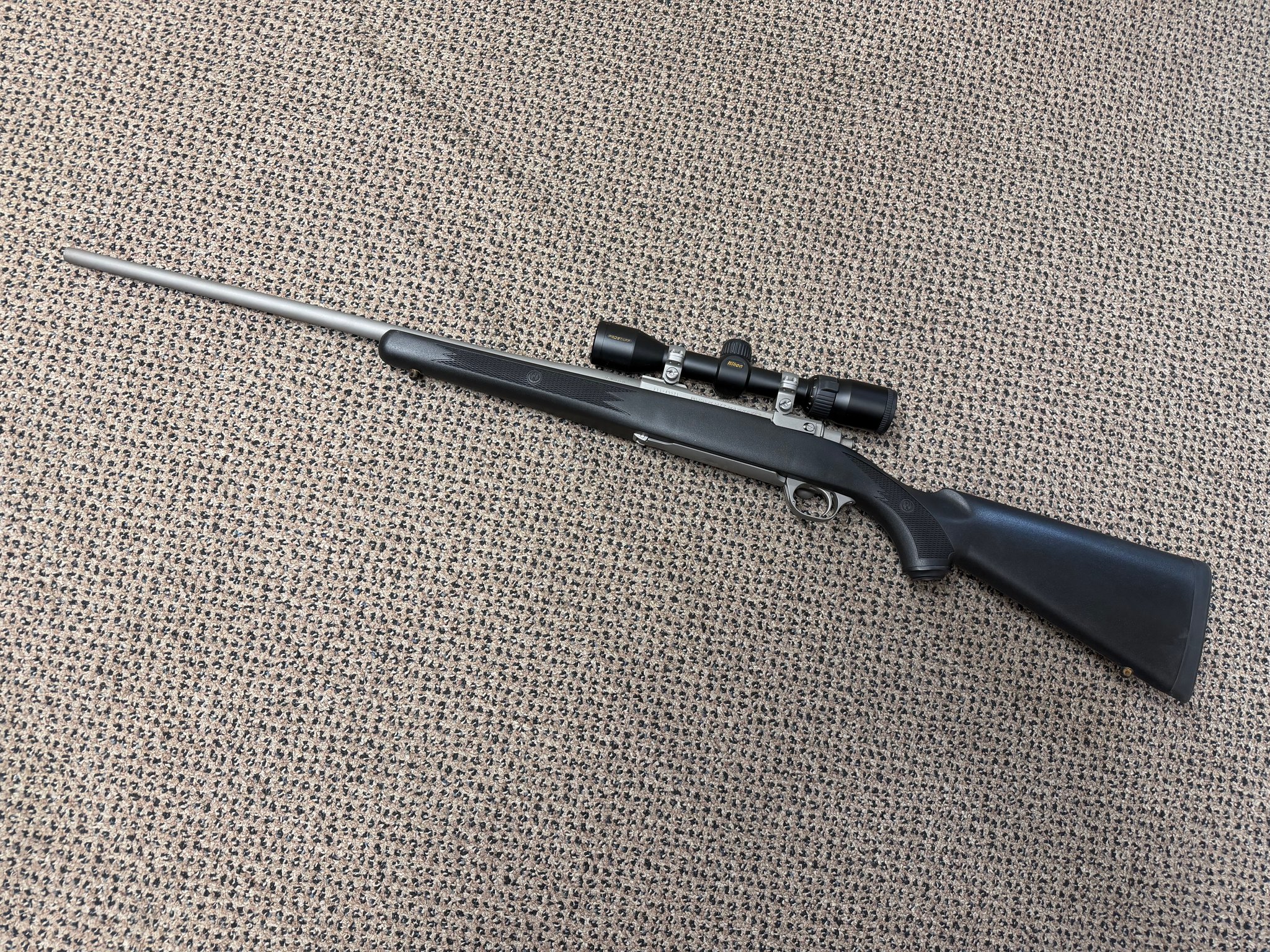 RUGER M77 HAWKEYE .35 whelen