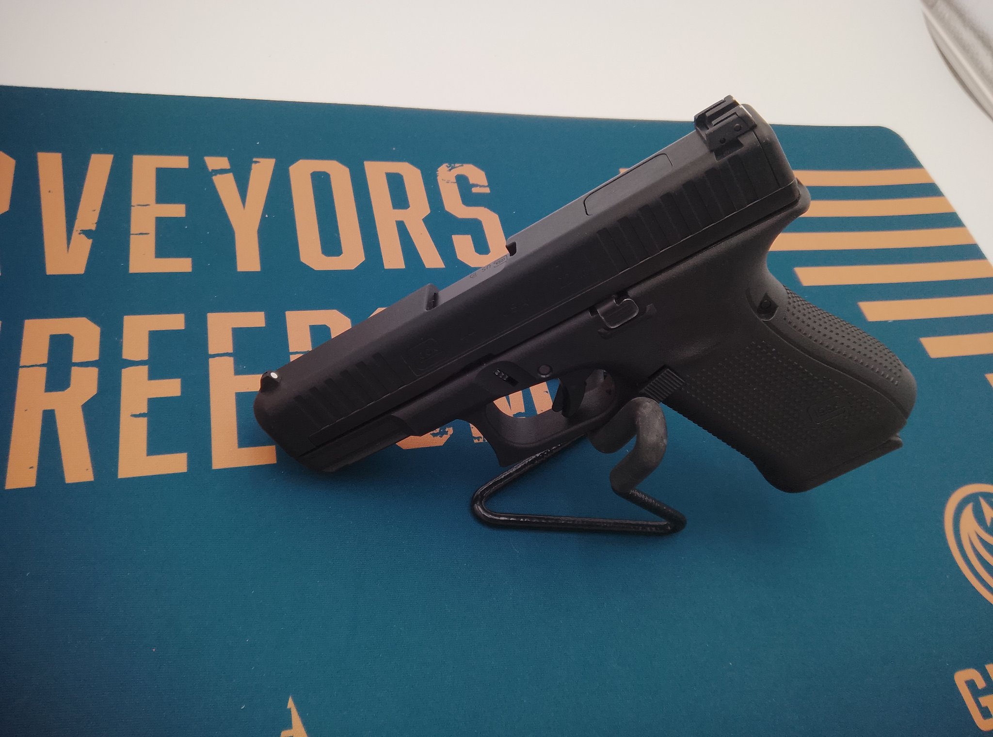 GLOCK G44