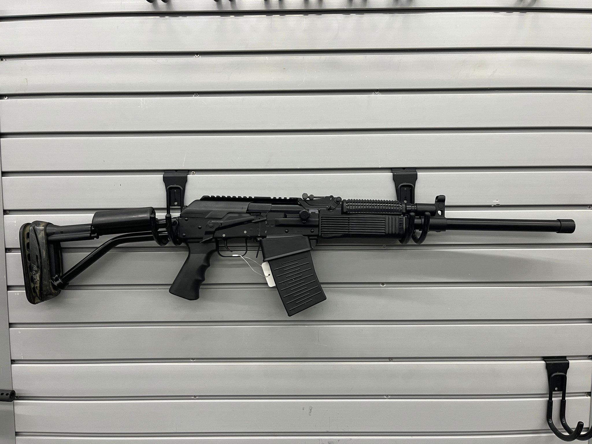 MOLOT-ORUZHIE VEPR-12