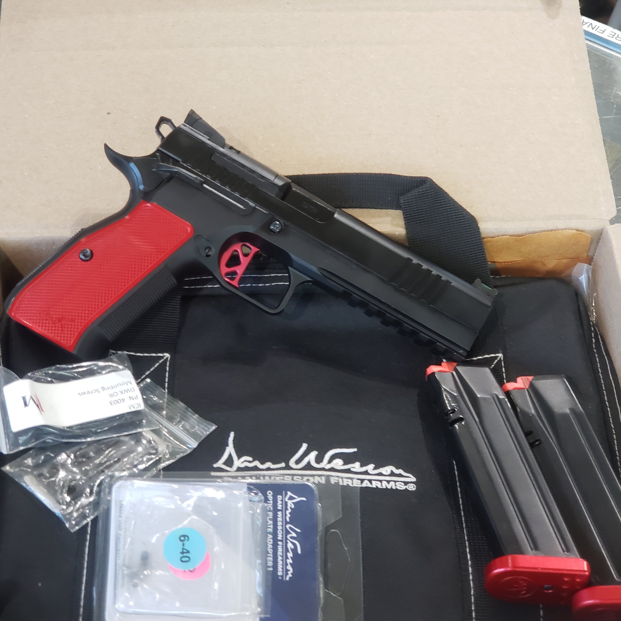 DAN WESSON DWX OR