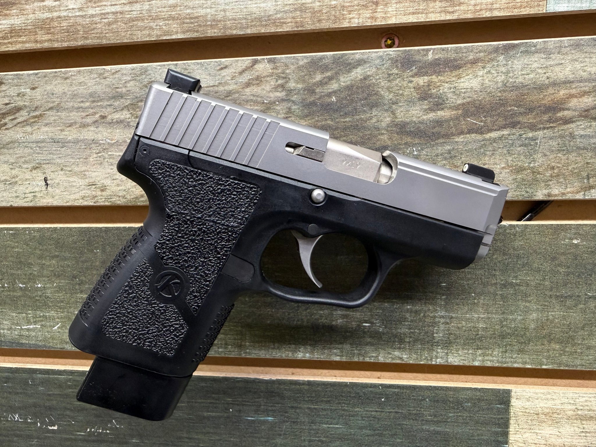 KAHR ARMS PM9