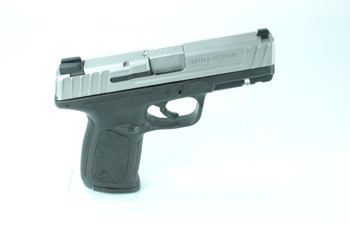 SMITH & WESSON SD40VE