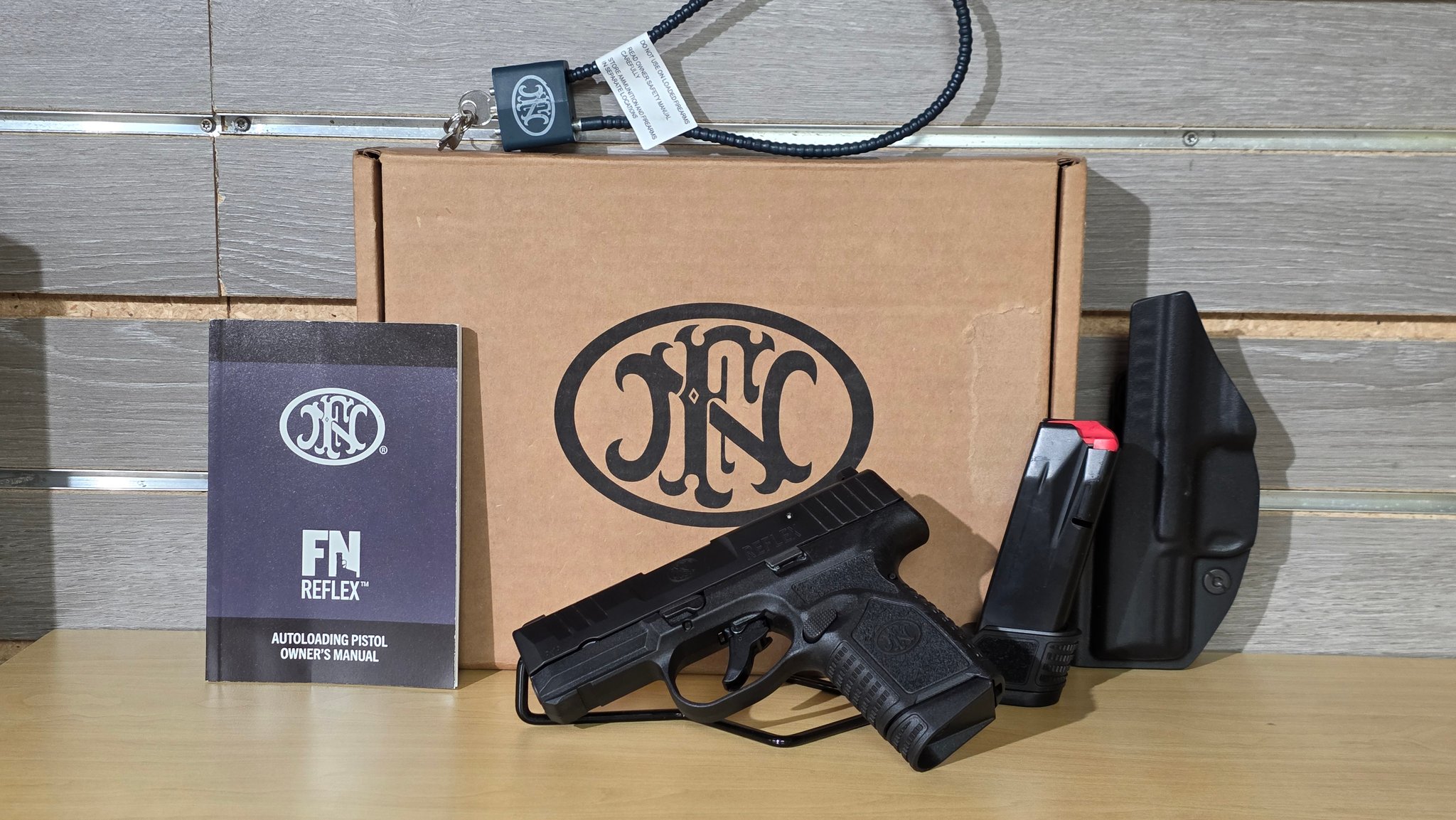 FN 509 [BLK]