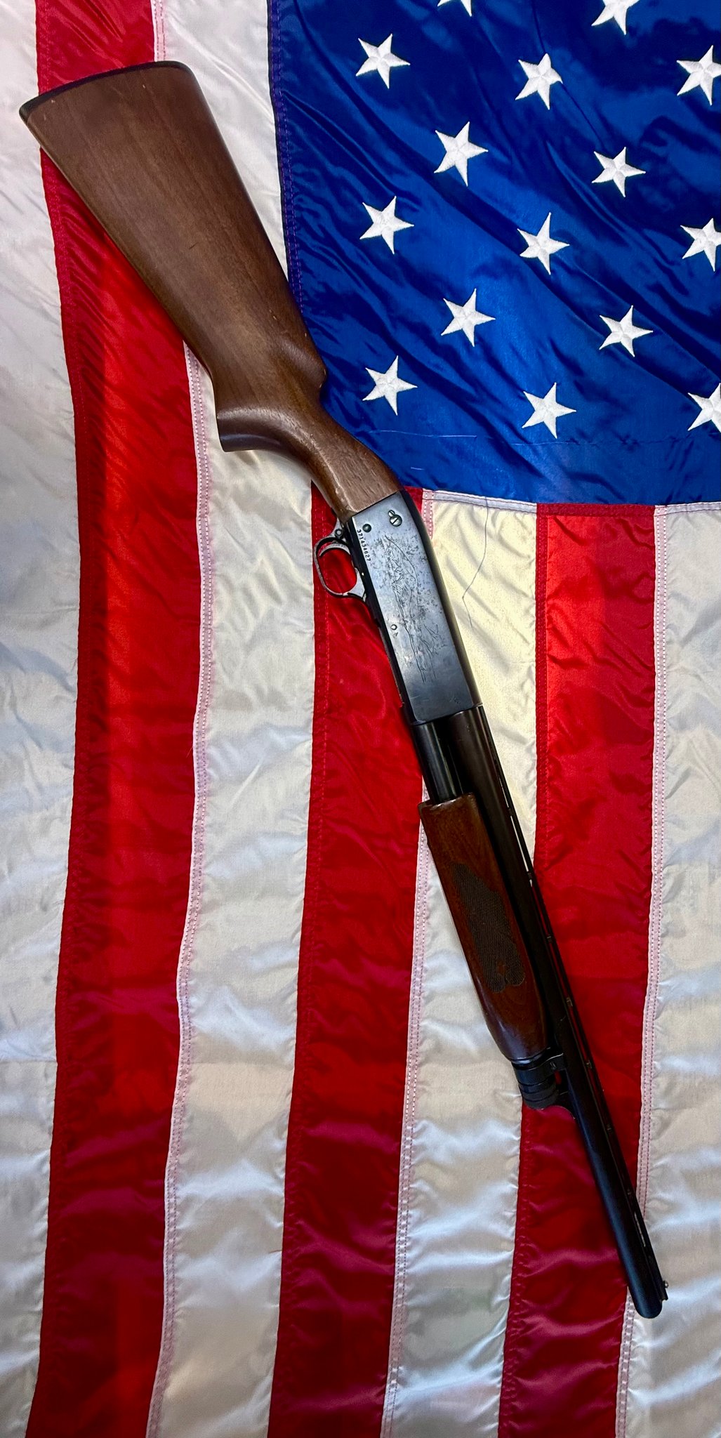 ITHACA GUN COMPANY MODEL 37 FEATHERLIGHT