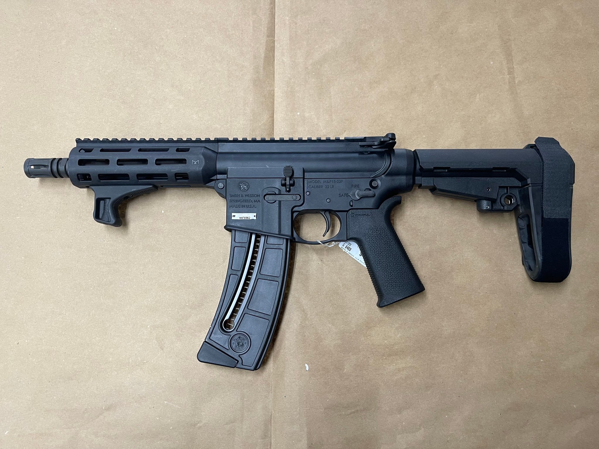 SMITH & WESSON M&P 15-22 .22 lr