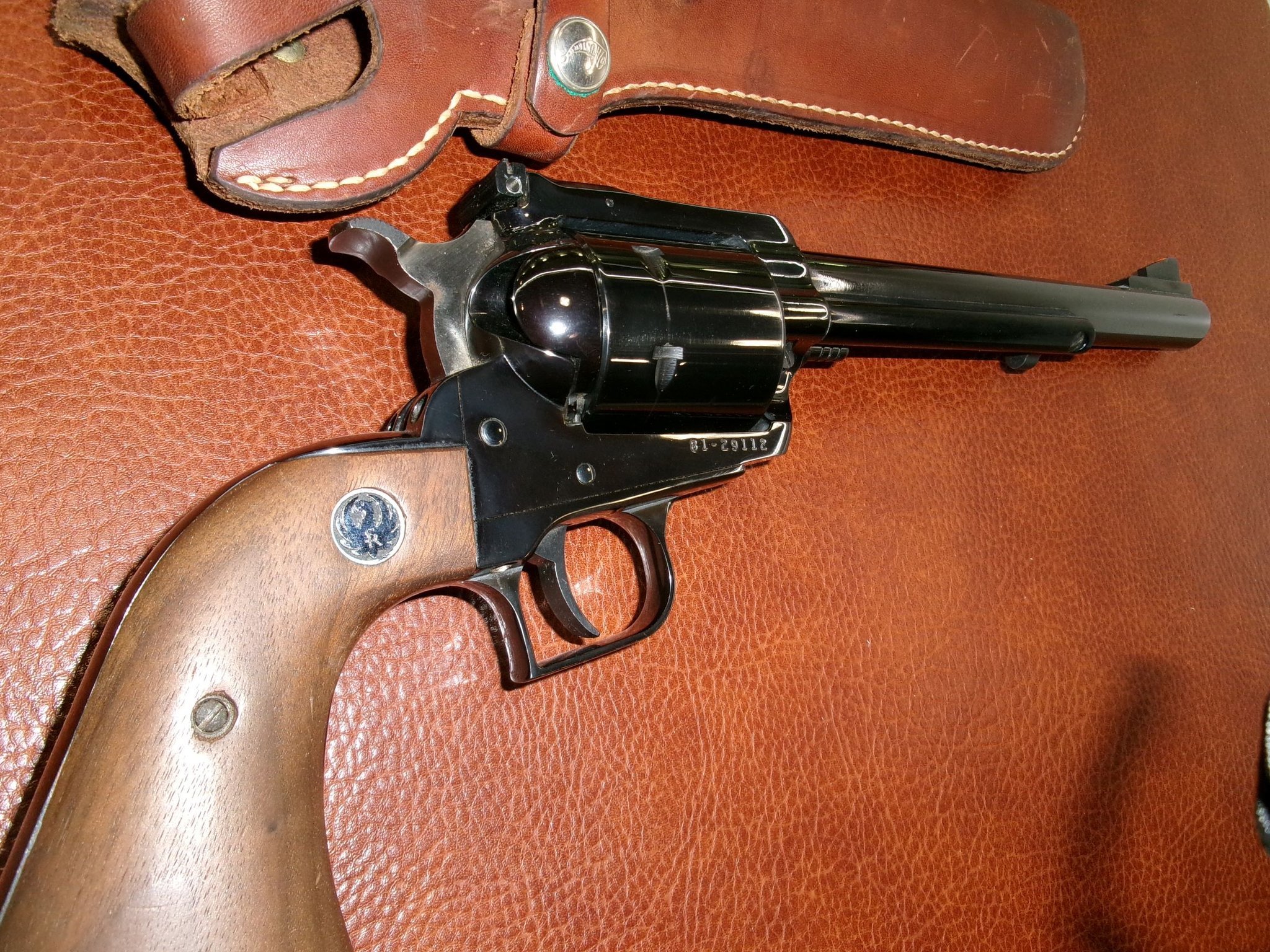 RUGER NEW MODEL SUPER BLACKHAWK