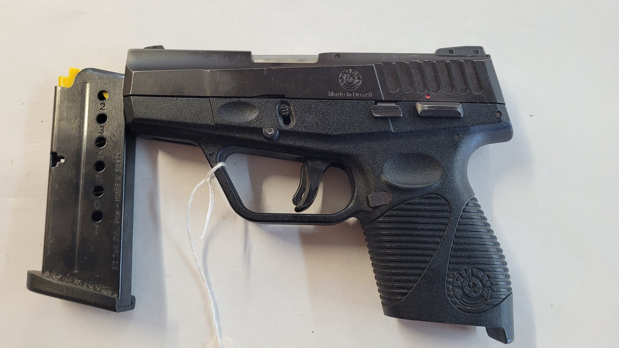 TAURUS 709 slim