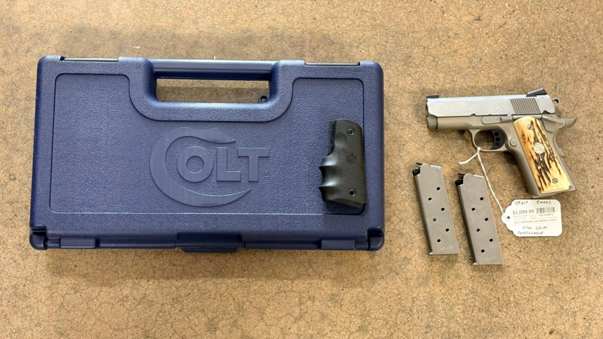 COLT DEFENDER LIGHTWEIGHT