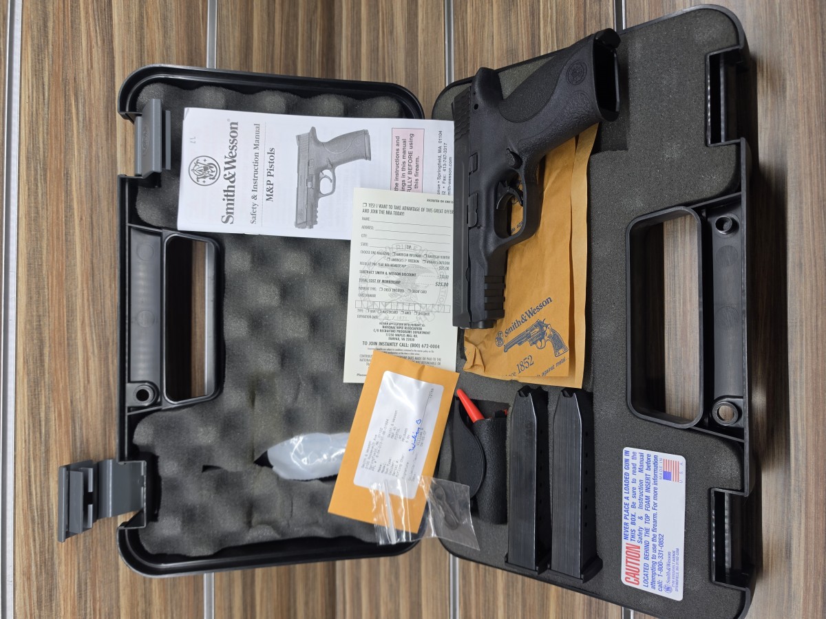 SMITH & WESSON M&P 40
