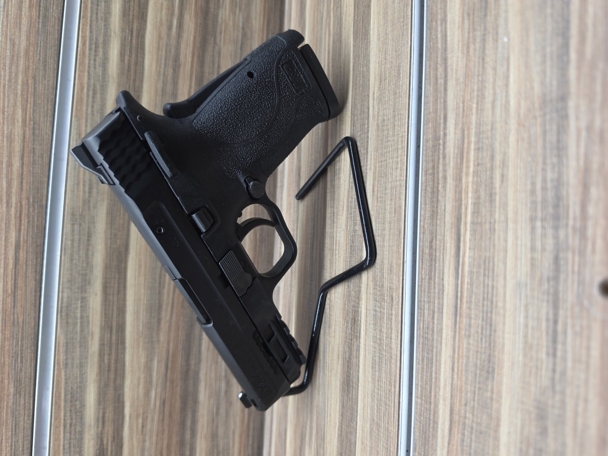 SMITH & WESSON M&P 9 Shield EZ