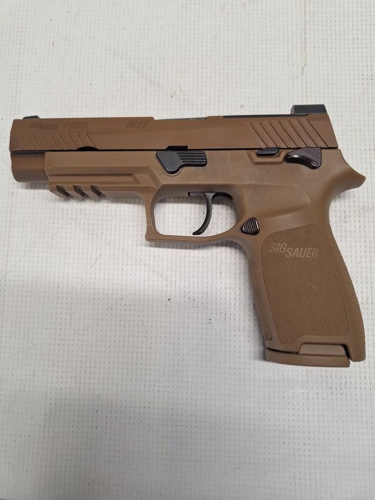 SIG SAUER P320 M17