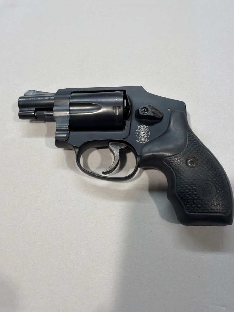 SMITH & WESSON 442 - AIRWEIGHT