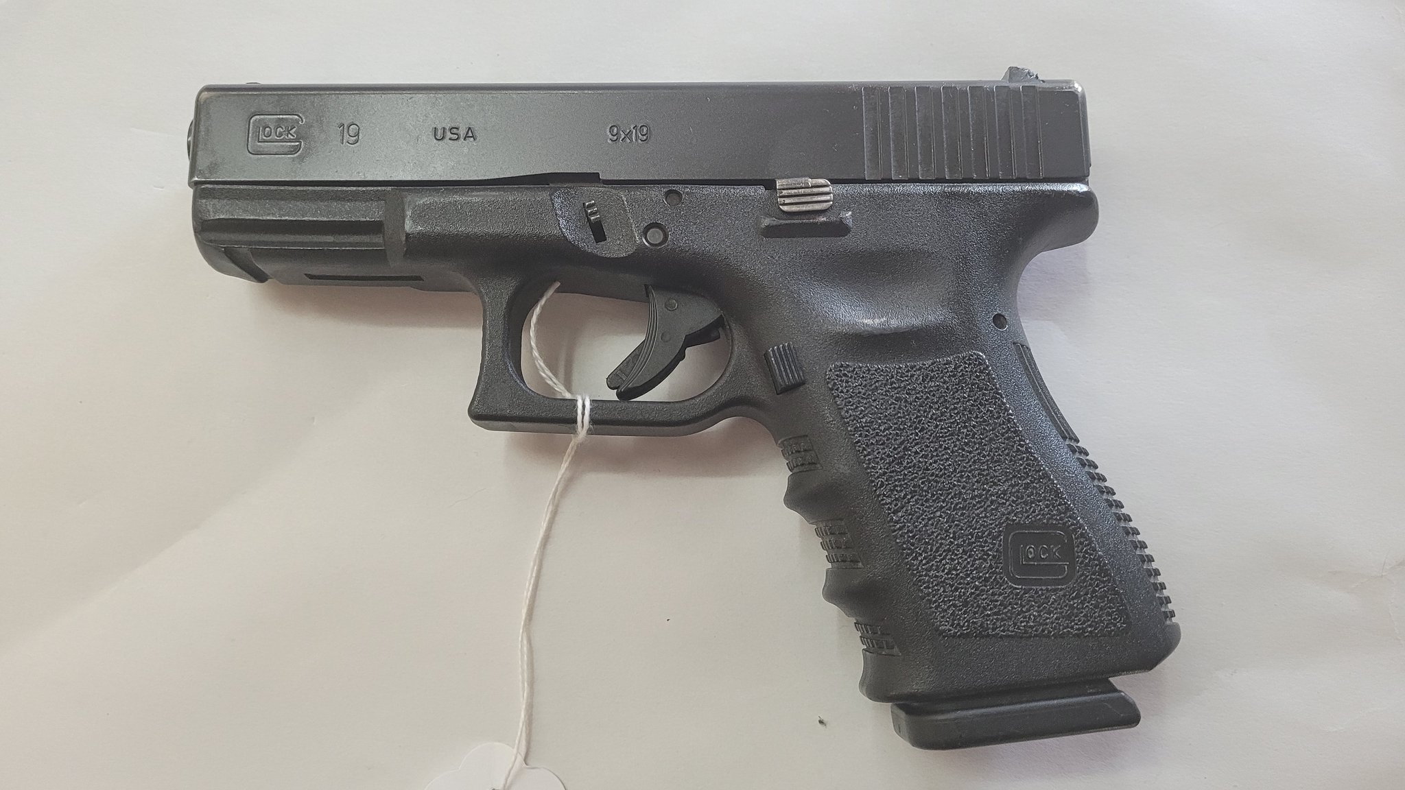 GLOCK 19