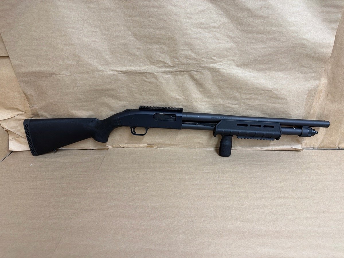 MOSSBERG 590 SHOTGUN