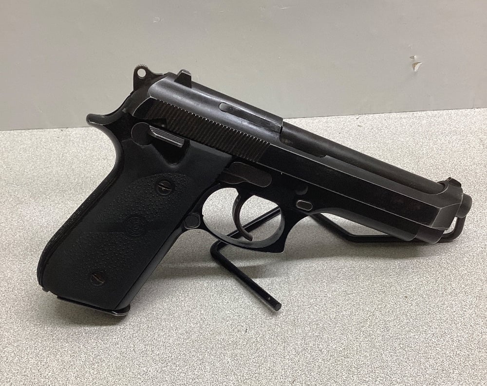 TAURUS PT 100 AF