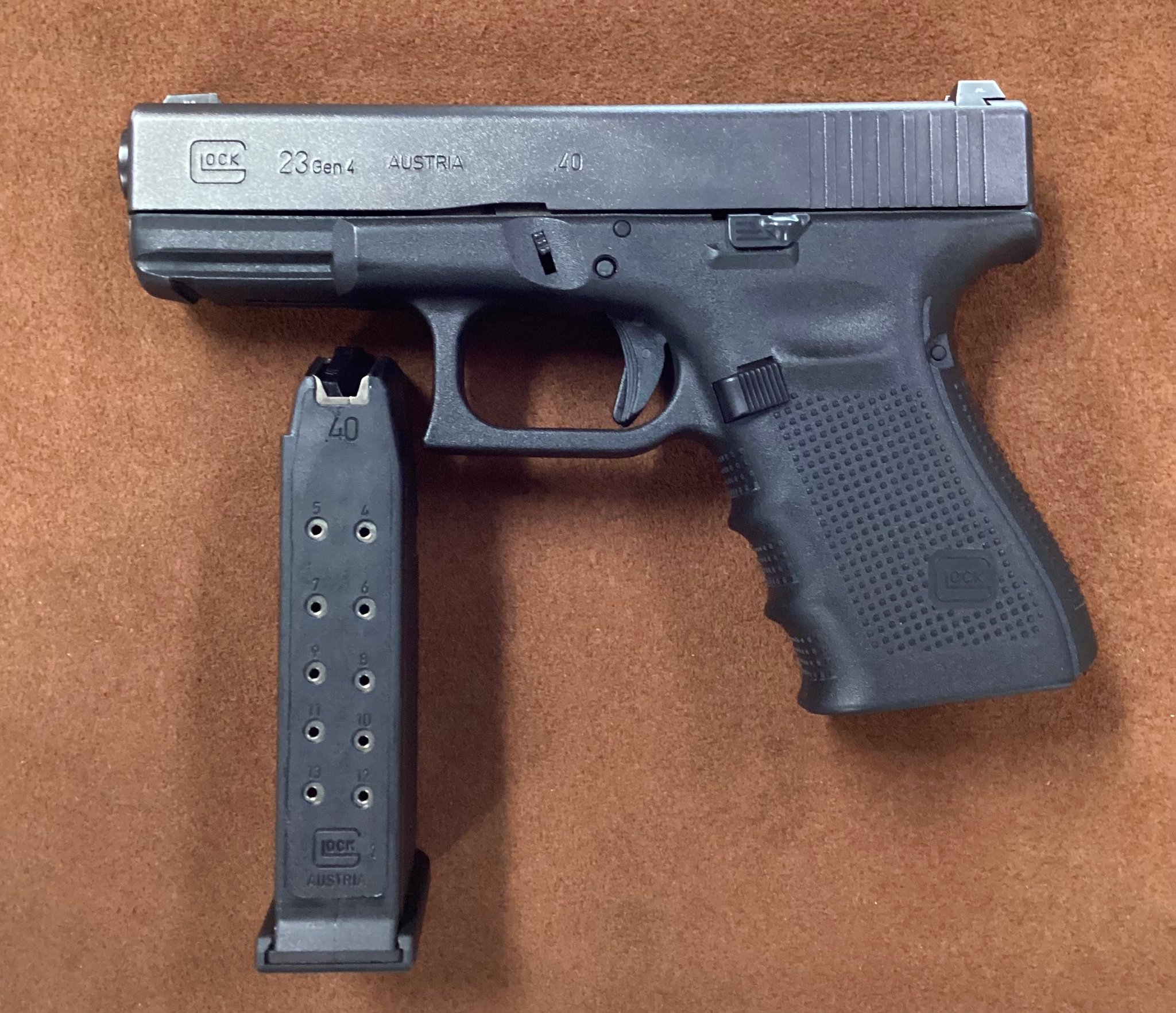 GLOCK 23