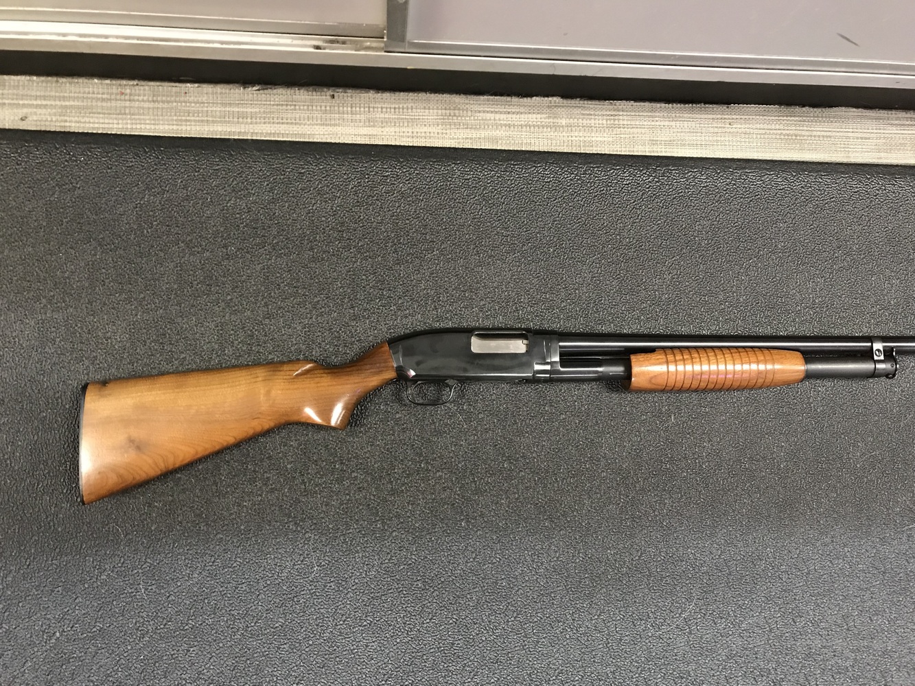 WINCHESTER 12