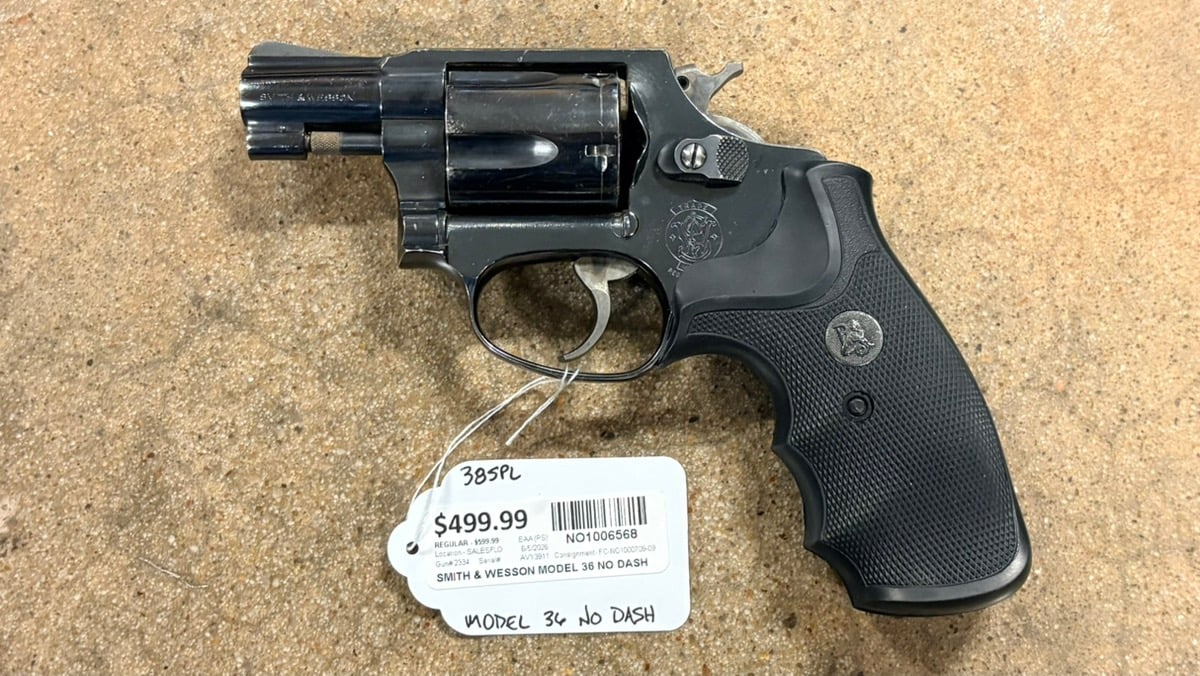 SMITH & WESSON 36