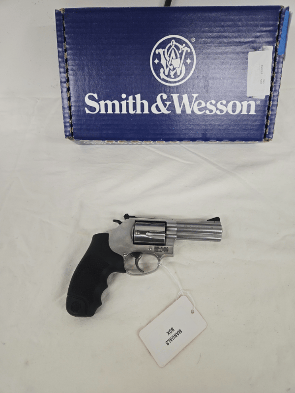 SMITH & WESSON 60-15 w/Original Box