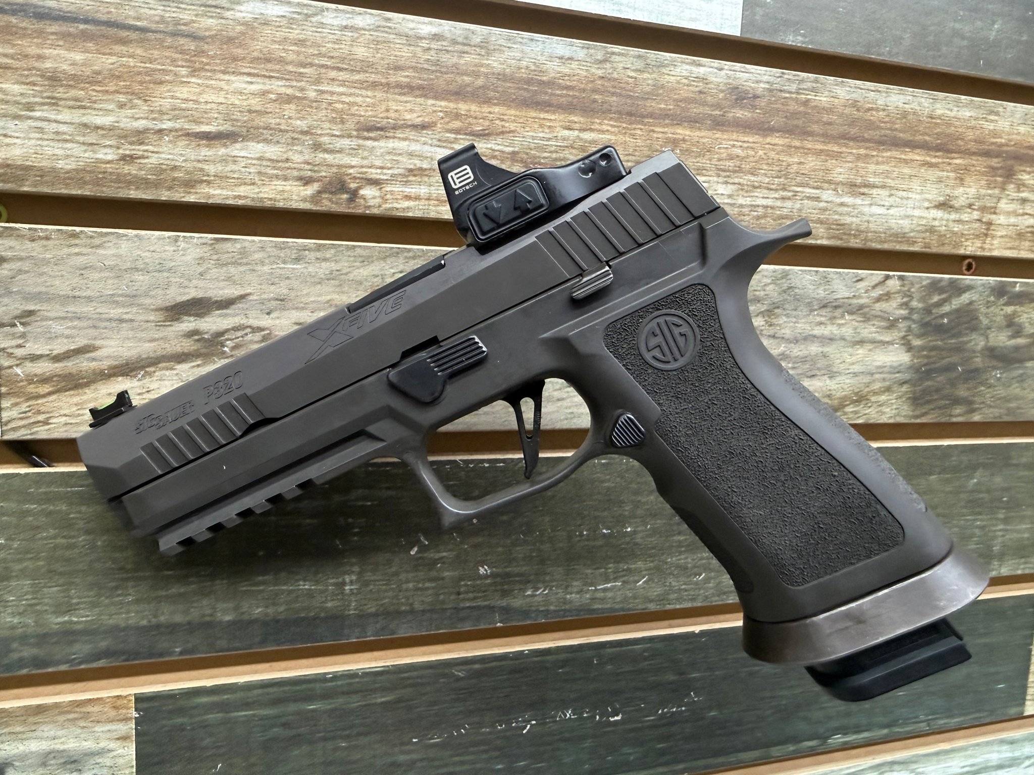 SIG SAUER P320 XFIVE LEGION