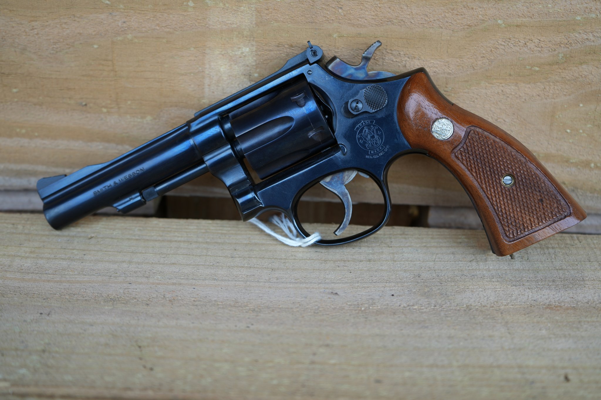SMITH & WESSON 18-4