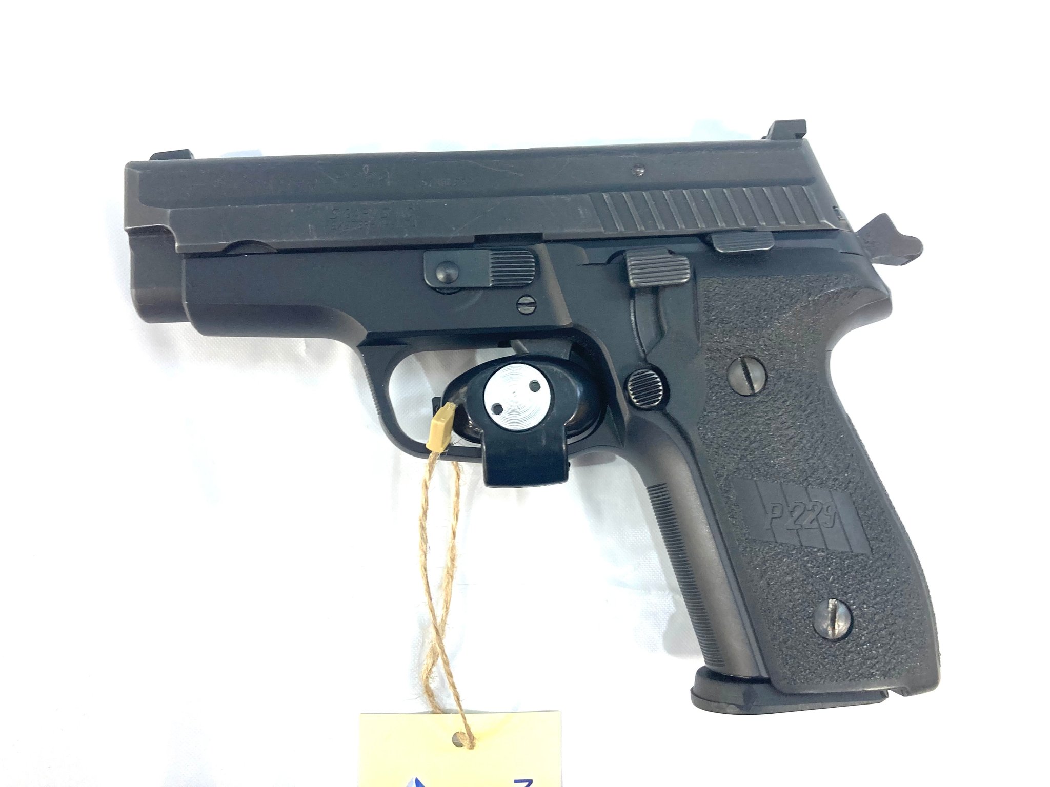 SIG SAUER P229