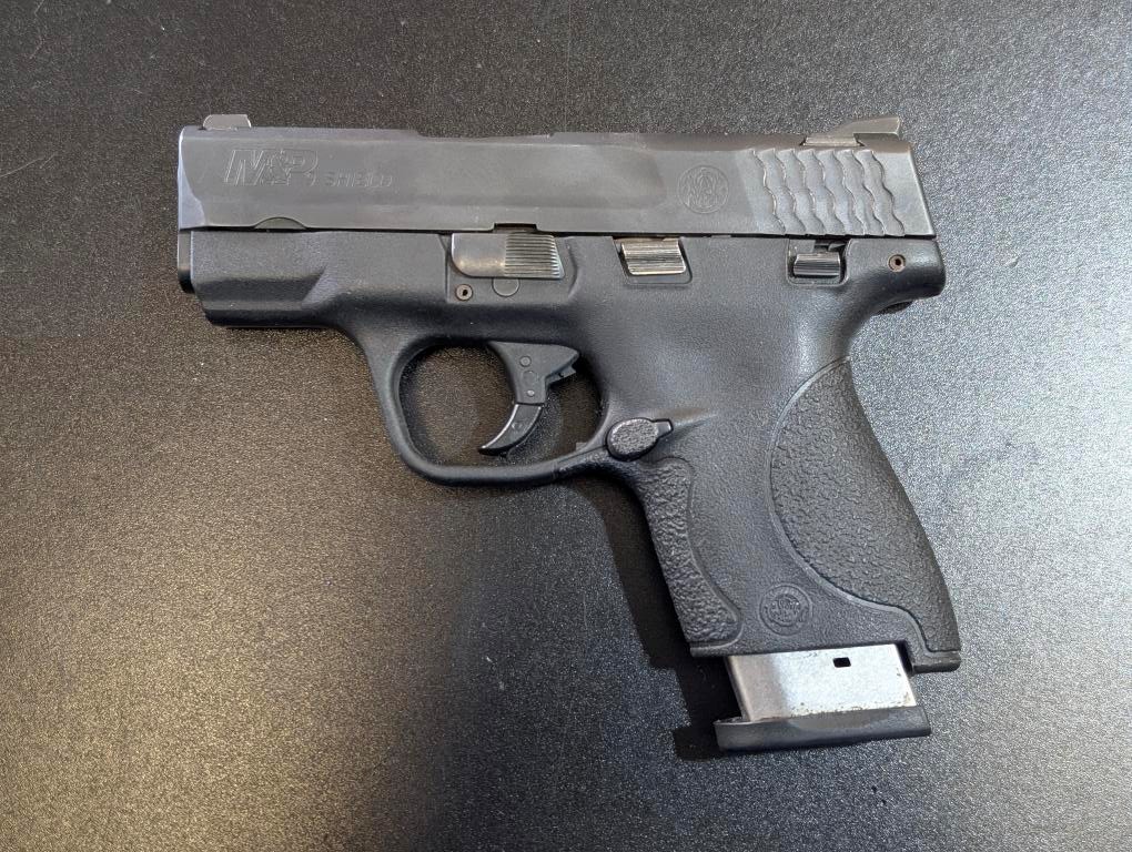 SMITH & WESSON M&P9 SHIELD