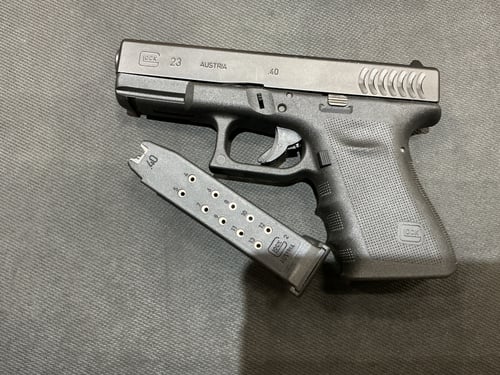 GLOCK 23