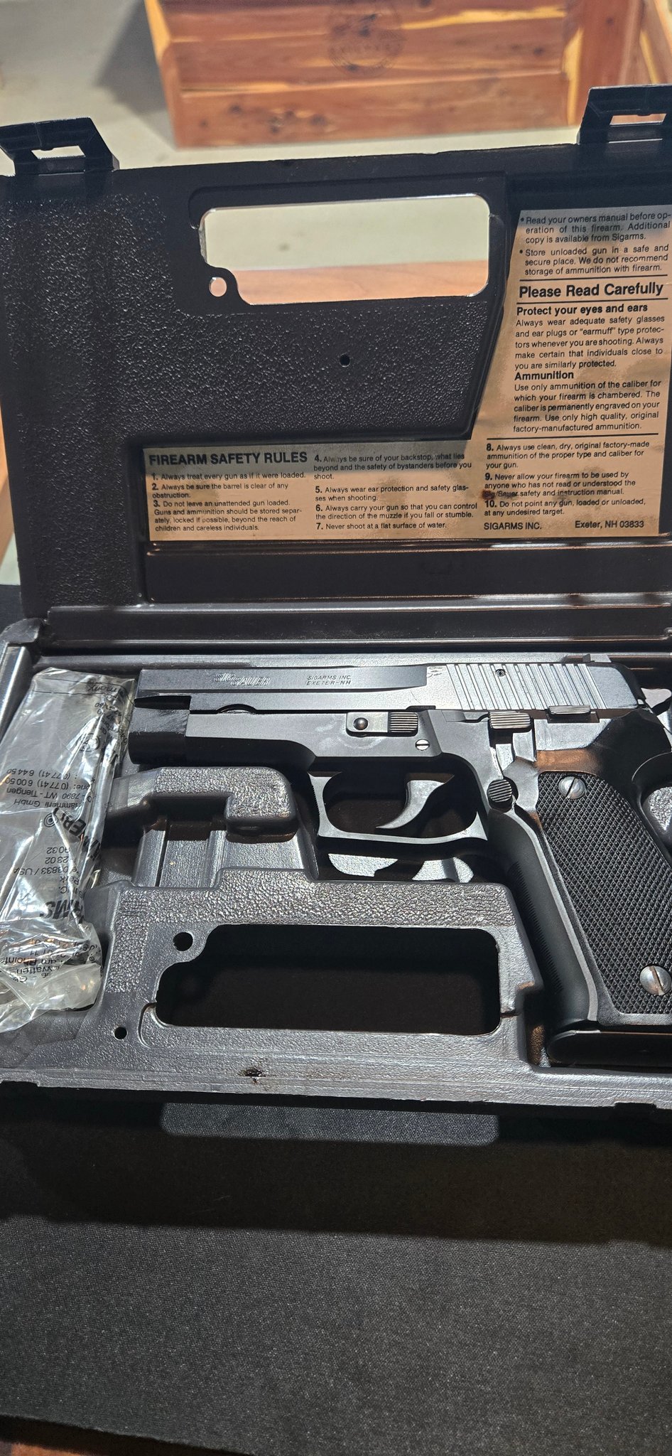 SIG SAUER P226