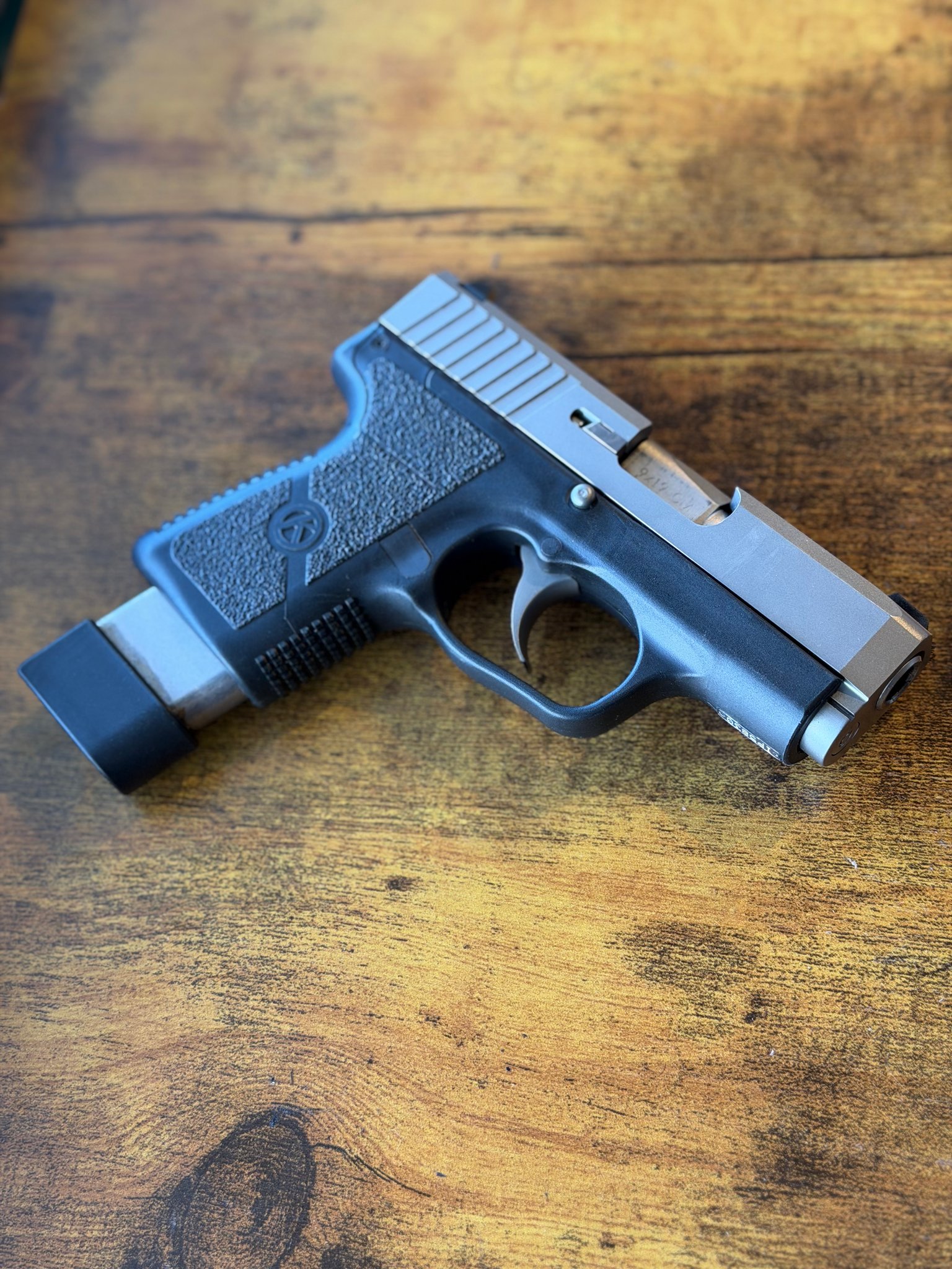 KAHR ARMS CM9