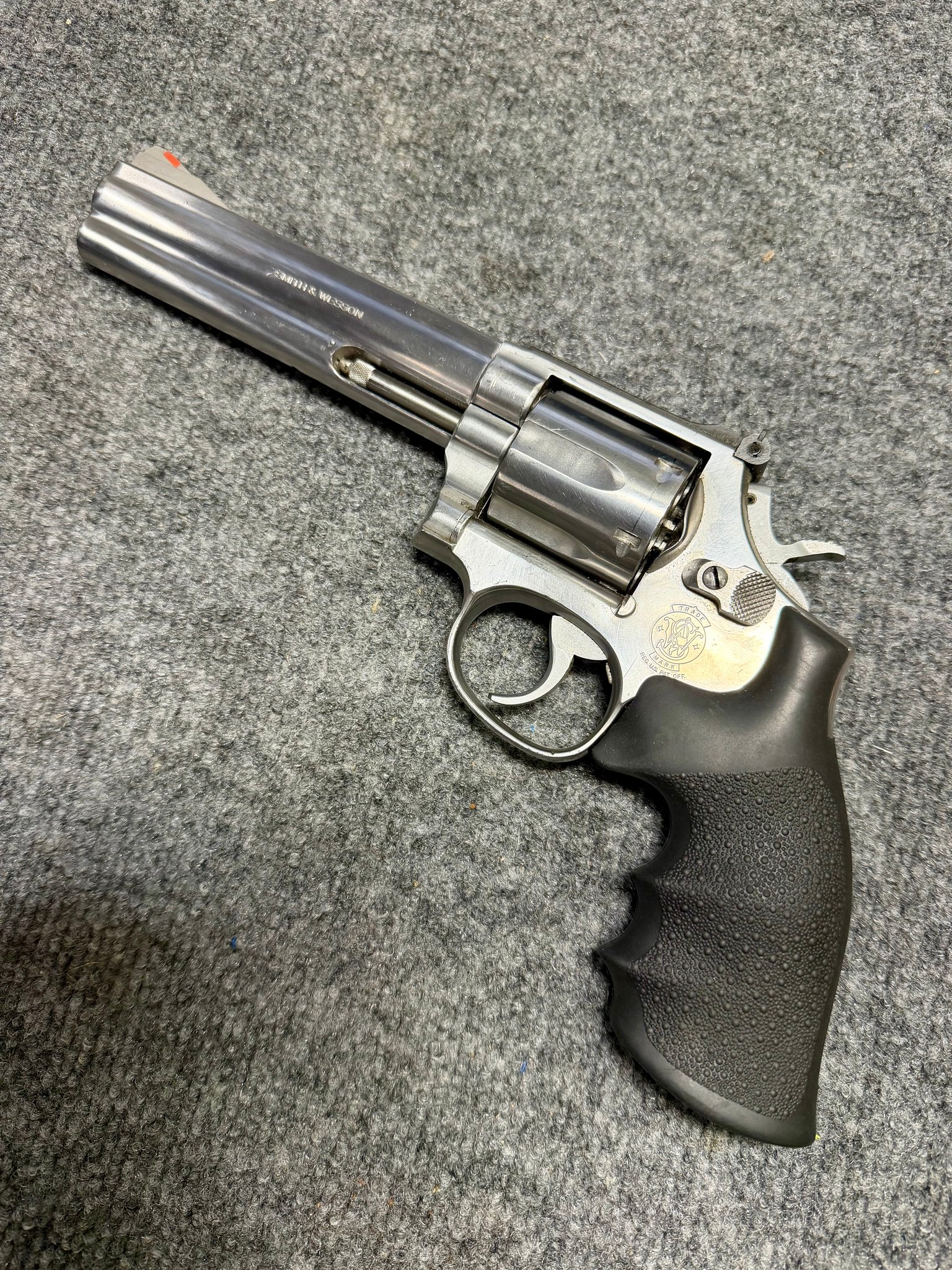 SMITH & WESSON 686