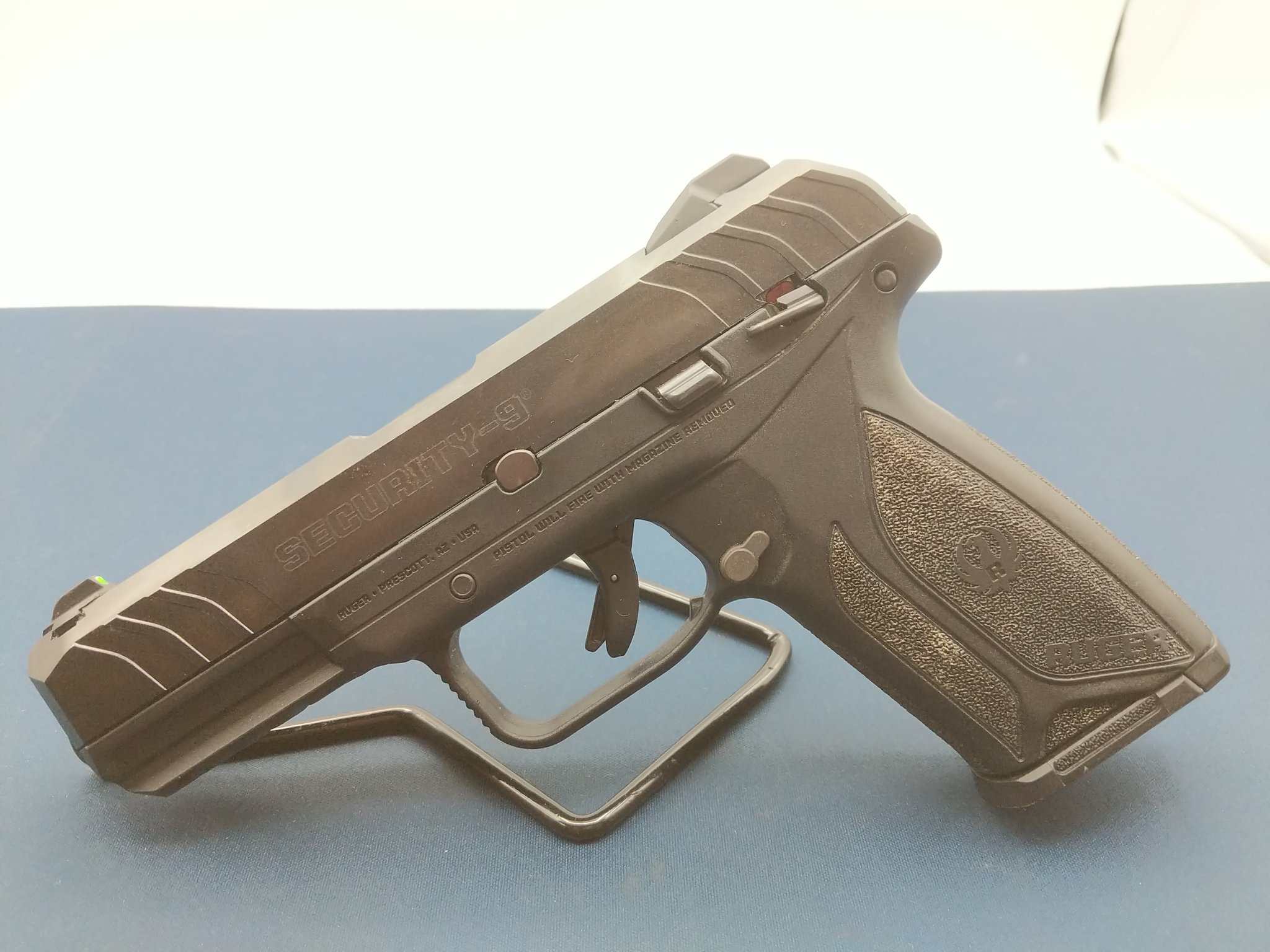 RUGER SECURITY 9