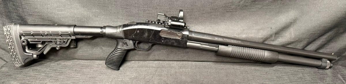 MOSSBERG 590 SHOTGUN