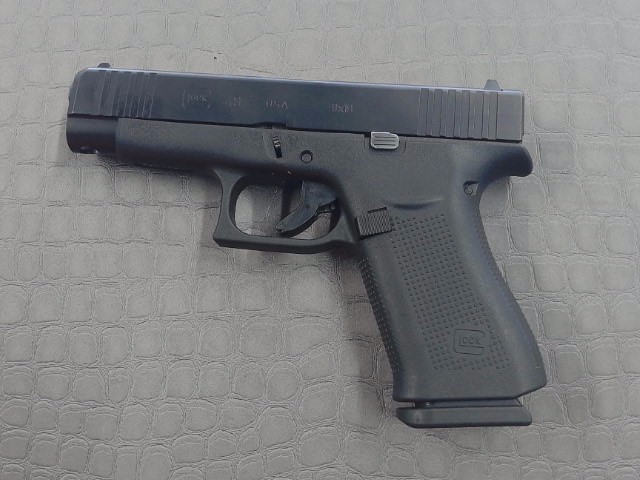 GLOCK 48