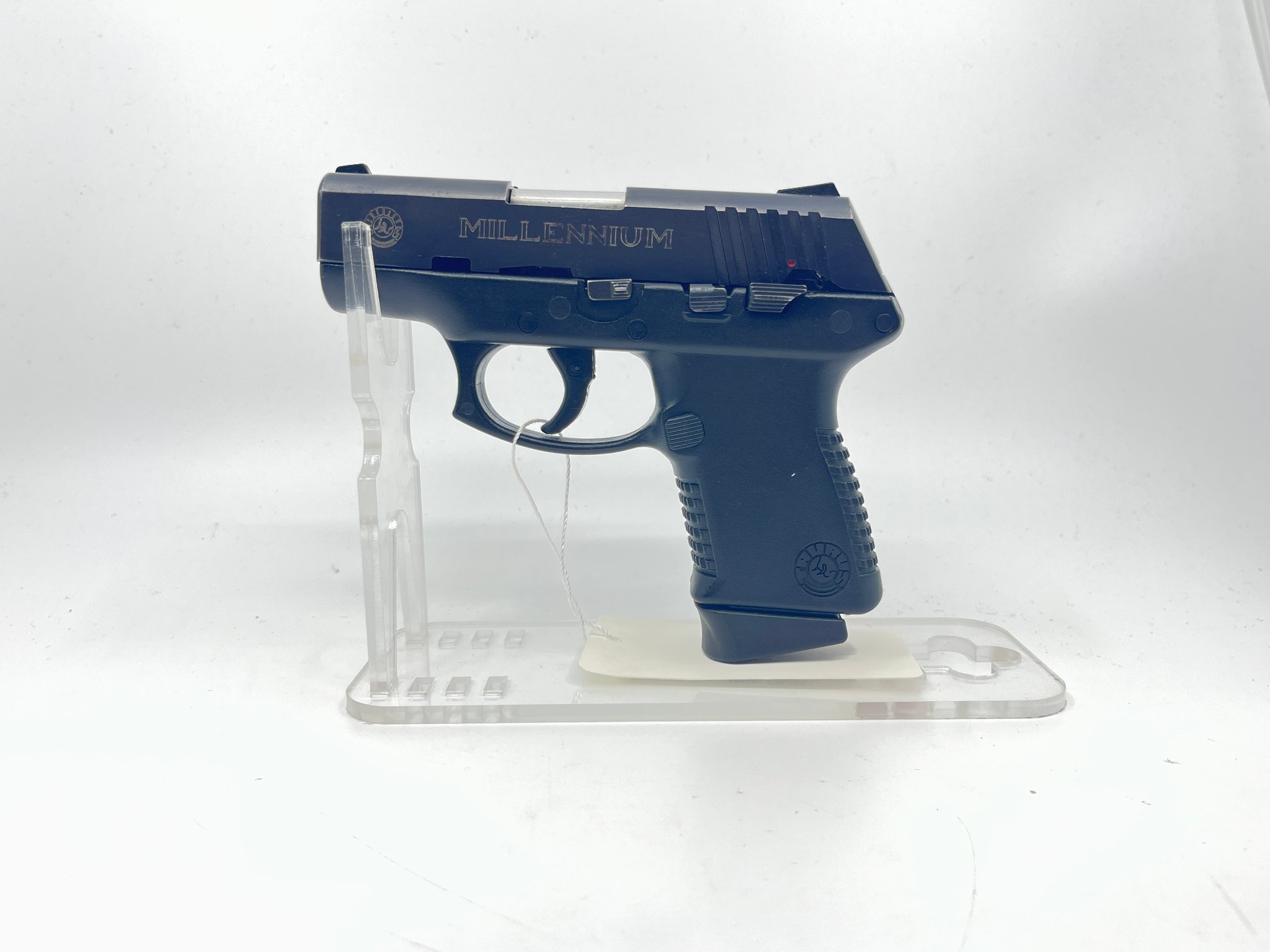 TAURUS PT140 PRO MILLENIUM
