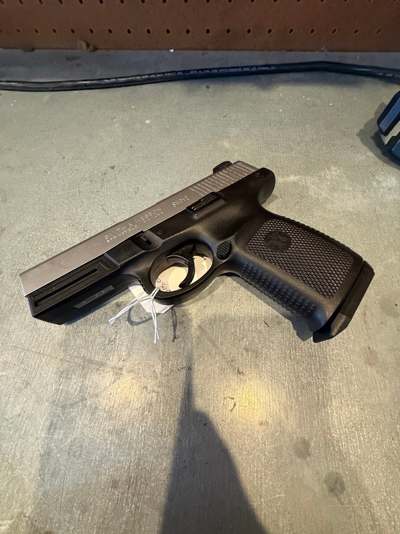 SMITH & WESSON SW9VE